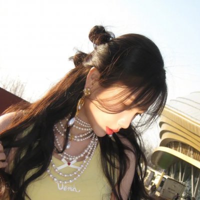 公主我要亲手为你穿上囚衣