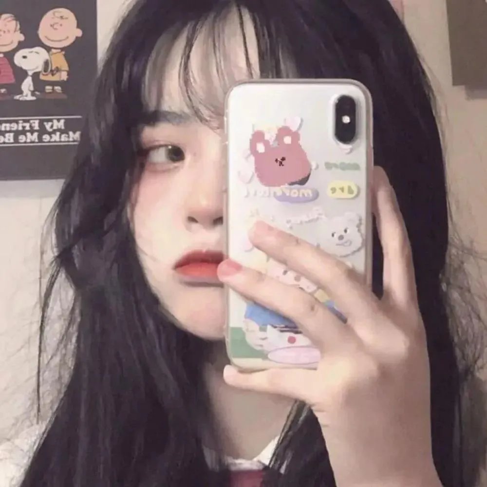 她从灰烬中走来